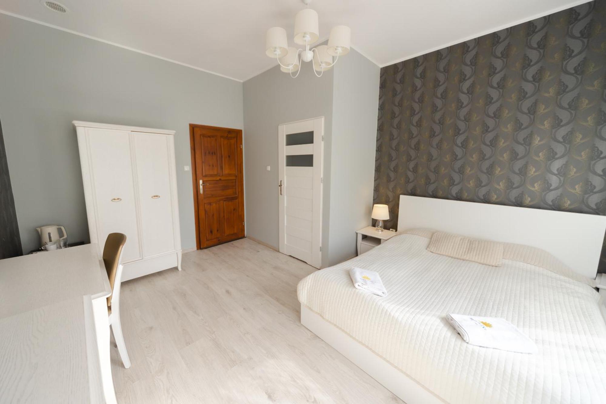 Sloneczna Hotell Sierakow  Exteriör bild