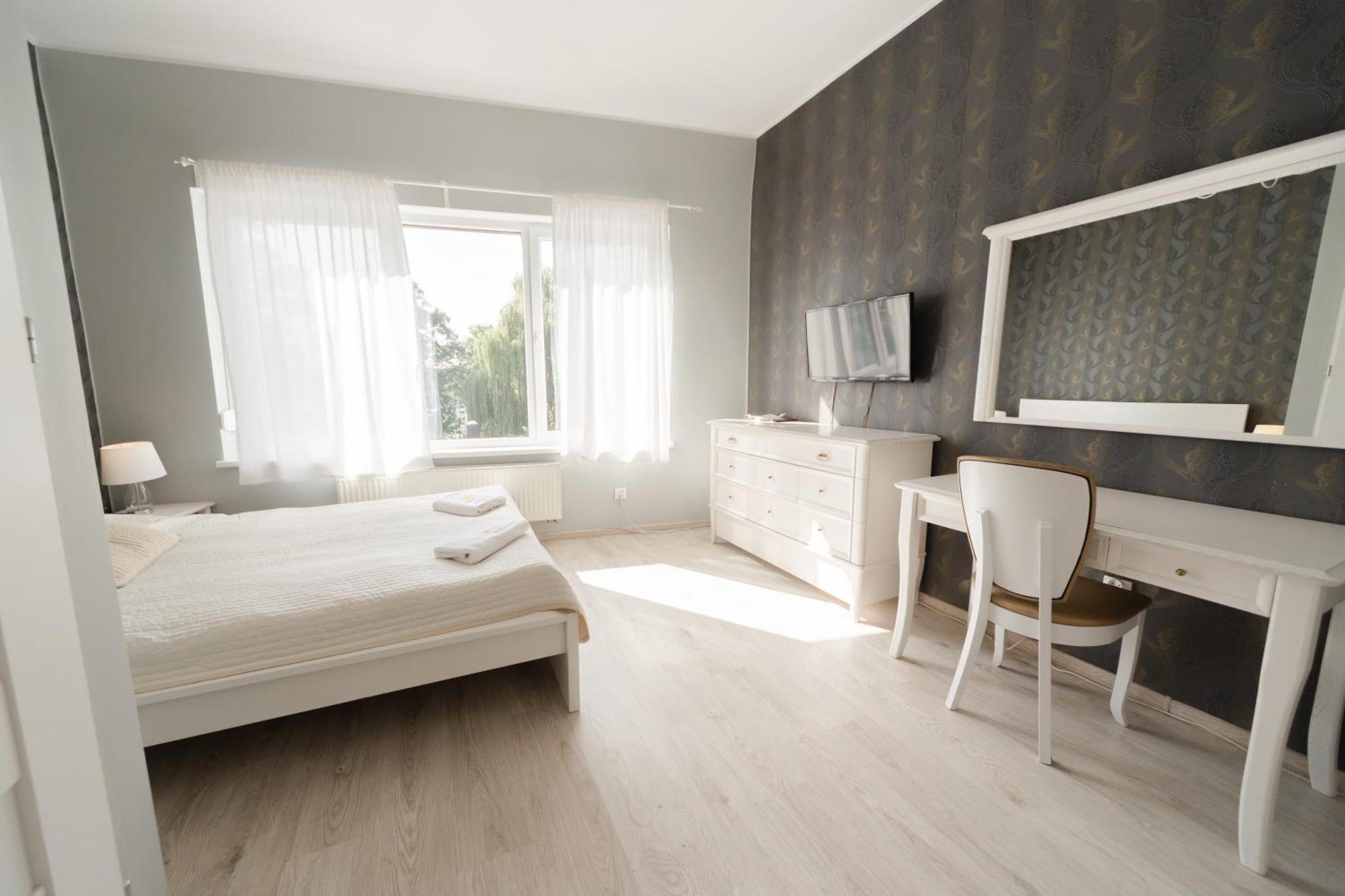 Sloneczna Hotell Sierakow  Exteriör bild